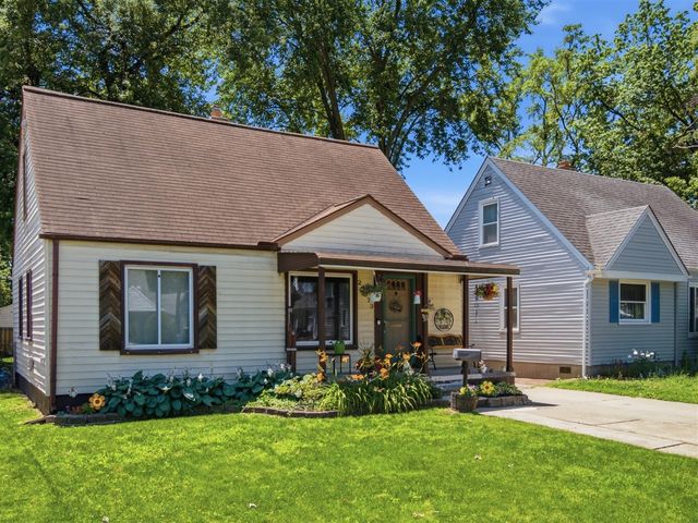 25073 Andover Drive, Dearborn Heights, MI 48125