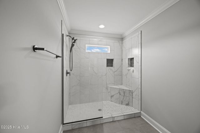 64 Buccaneer Circle, Washington, NC 27889