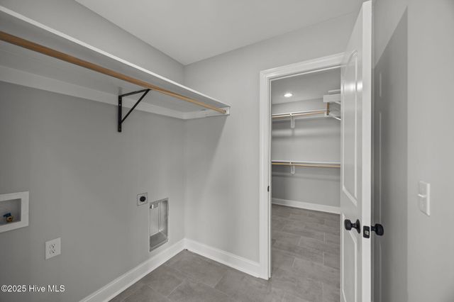 64 Buccaneer Circle, Washington, NC 27889