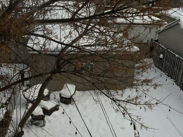 3611 N Sacramento Avenue, Chicago, IL 60618