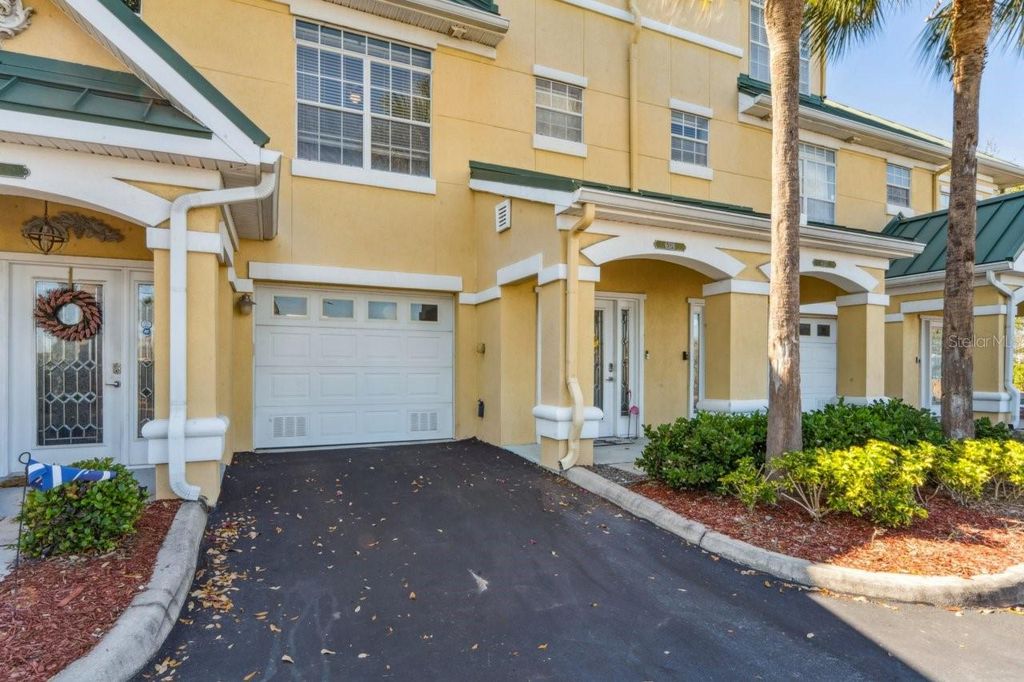 Image 37 of property listing at 6319 SUNSET BAY CIRCLE, Apollo Beach, FL 33572
