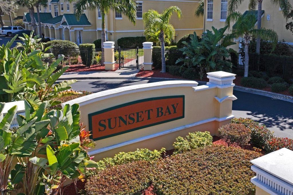 Image 5 of property listing at 6319 SUNSET BAY CIRCLE, Apollo Beach, FL 33572