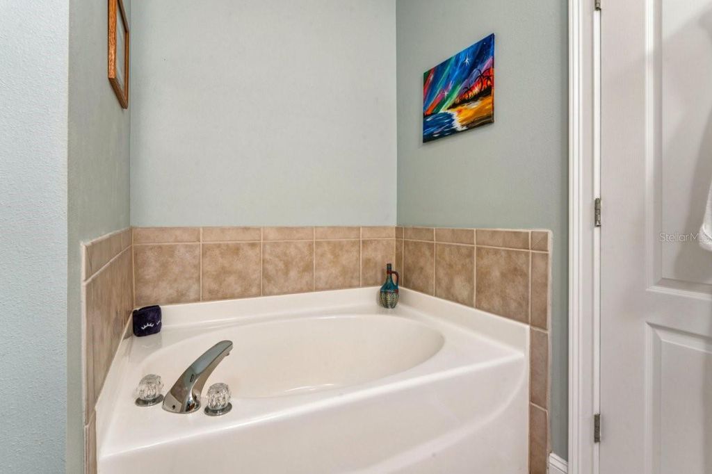 Image 46 of property listing at 6319 SUNSET BAY CIRCLE, Apollo Beach, FL 33572