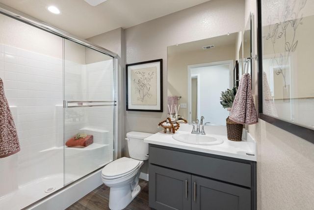 436 Lemongrass St, Turlock, CA 95380