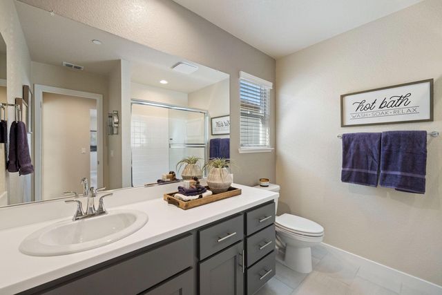 436 Lemongrass St, Turlock, CA 95380