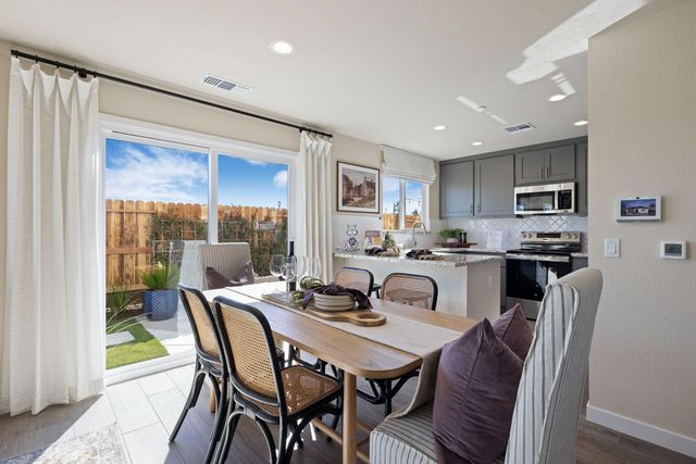 436 Lemongrass St, Turlock, CA 95380