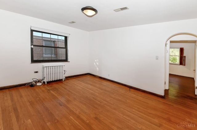 3790 Grovedale Place, Cincinnati, OH 45208