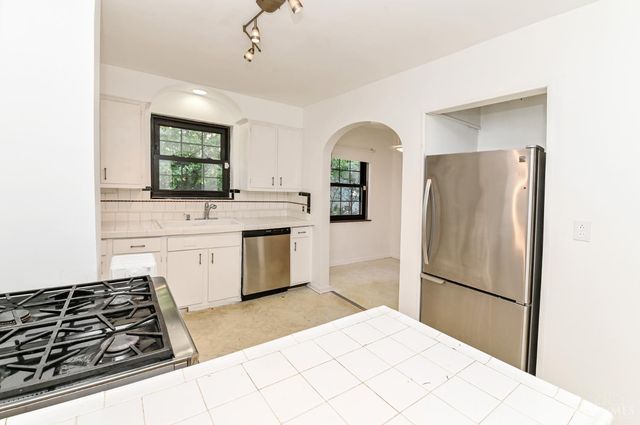 3790 Grovedale Place, Cincinnati, OH 45208