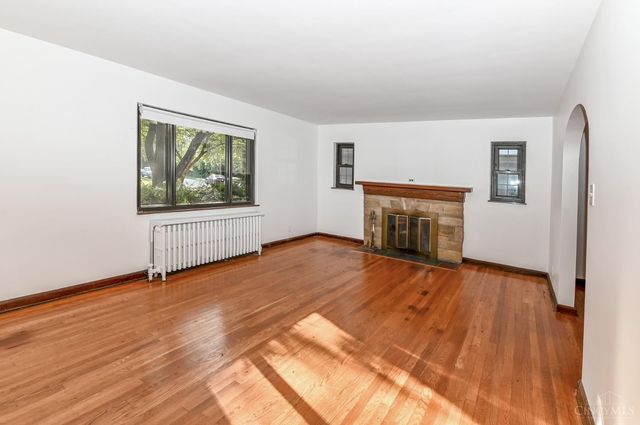 3790 Grovedale Place, Cincinnati, OH 45208