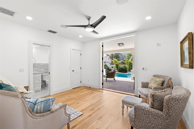 346 16TH AVENUE NE, St Petersburg, FL 33704