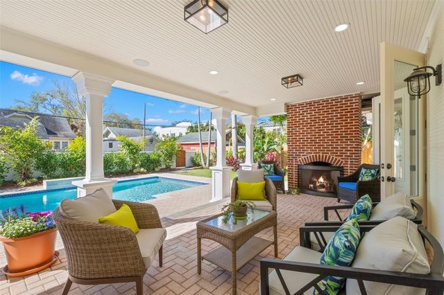 346 16TH AVENUE NE, St Petersburg, FL 33704