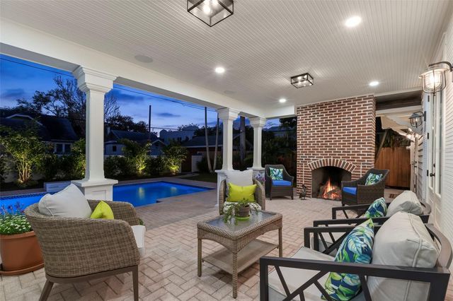 346 16TH AVENUE NE, St Petersburg, FL 33704