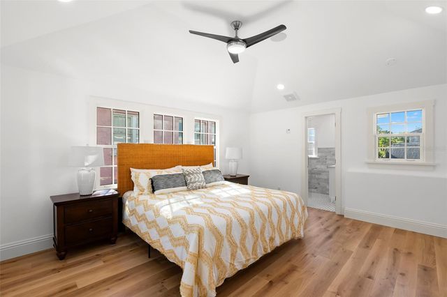 346 16TH AVENUE NE, St Petersburg, FL 33704