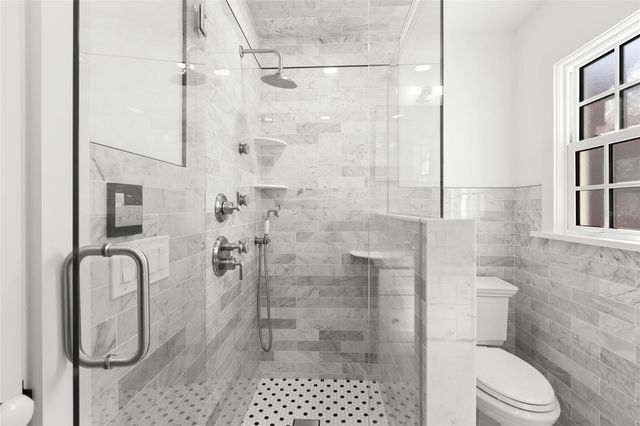 346 16TH AVENUE NE, St Petersburg, FL 33704