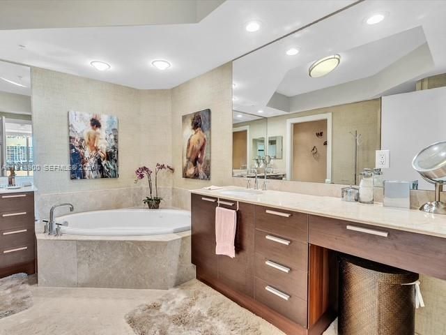 3535 S Ocean Dr 905, Hollywood, FL 33019