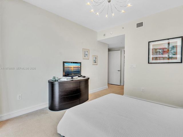 3535 S Ocean Dr 905, Hollywood, FL 33019