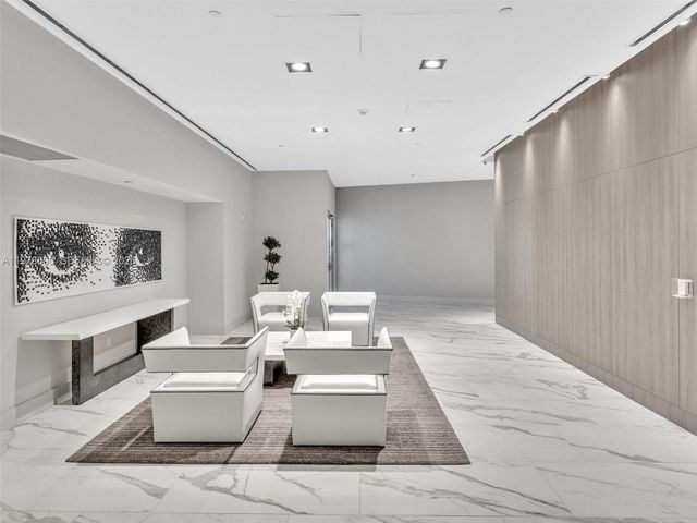 3535 S Ocean Dr 905, Hollywood, FL 33019