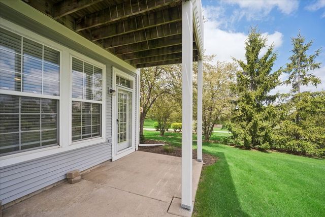 2616 Christie Drive, Algonquin, IL 60102