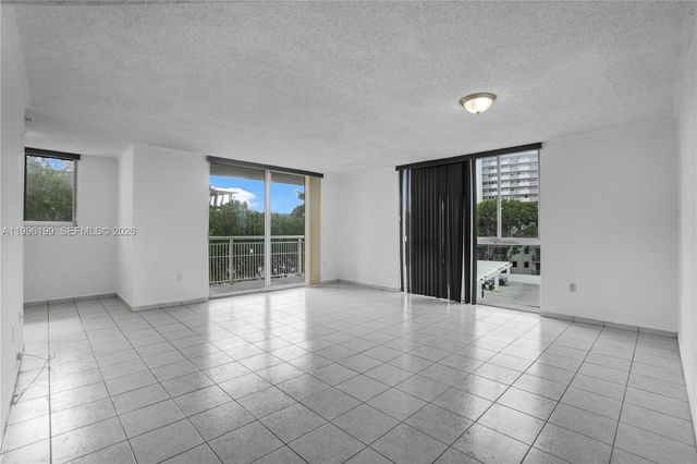 1688 West Ave 408, Miami Beach, FL 33139