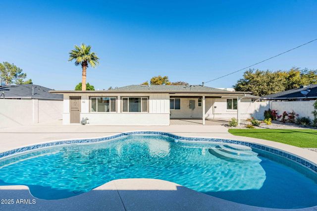 3615 E CLARENDON Avenue, Phoenix, AZ 85018