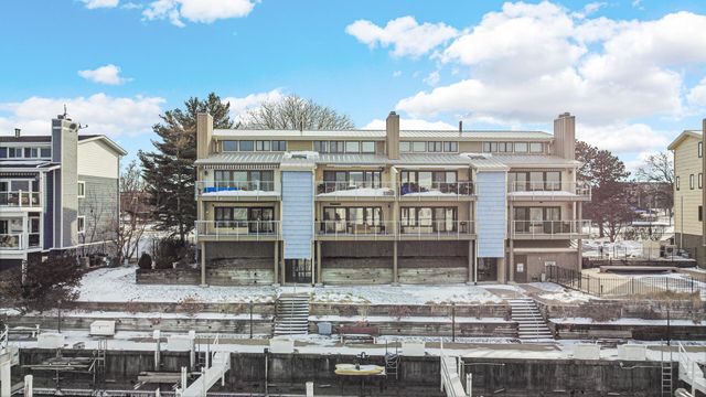 2 Marine Drive 6, Michigan City, IN 46360