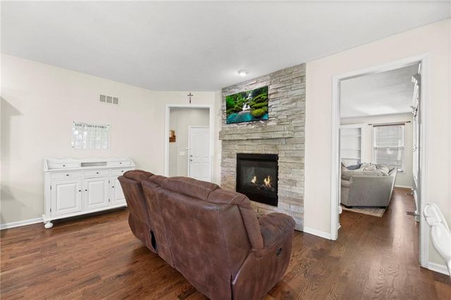 10952 S Barth Road, Olathe, KS 66061