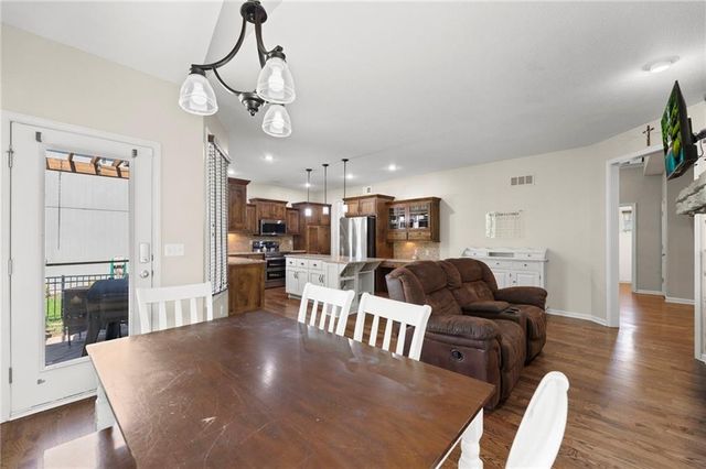 10952 S Barth Road, Olathe, KS 66061