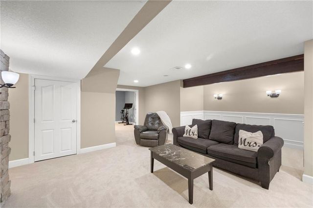 10952 S Barth Road, Olathe, KS 66061