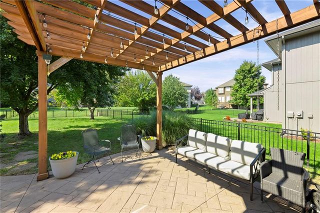 10952 S Barth Road, Olathe, KS 66061