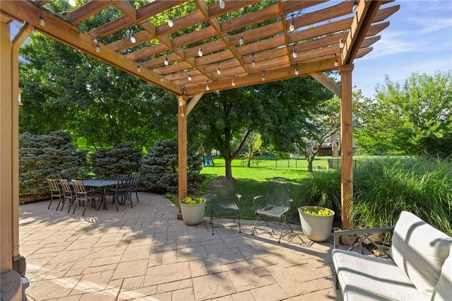 10952 S Barth Road, Olathe, KS 66061