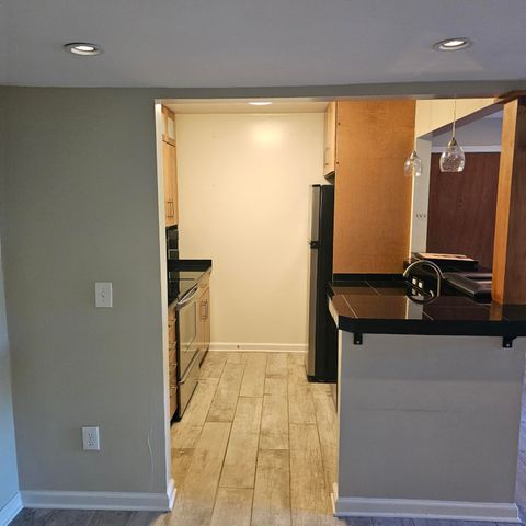 321 Laurents B-9, Aiken, SC 29801