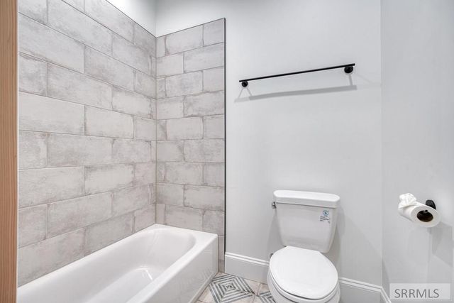 3262 Granger St, Ammon, ID 83406