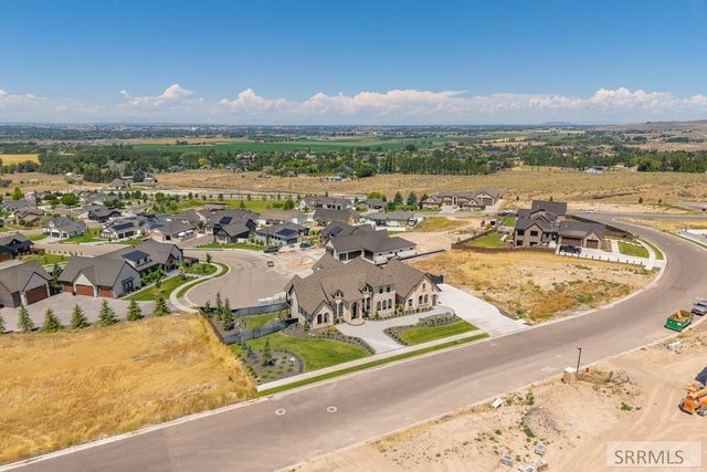 3262 Granger St, Ammon, ID 83406