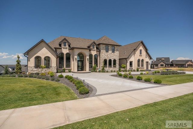 3262 Granger St, Ammon, ID 83406