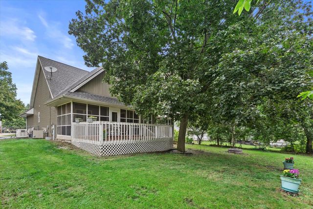 615 Braewood DRIVE, Waterford, WI 53185