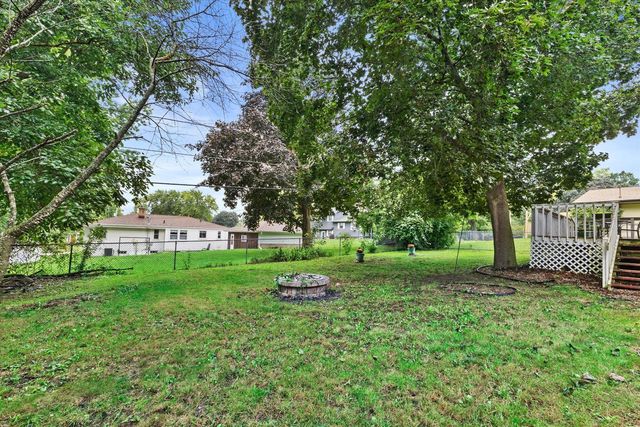 615 Braewood DRIVE, Waterford, WI 53185