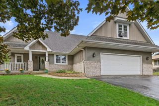 615 Braewood DRIVE, Waterford, WI 53185