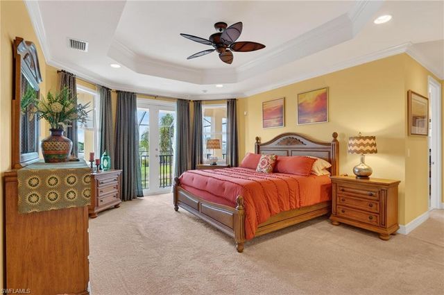 6598 Monterey PT, Naples, FL 34105
