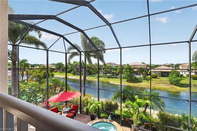 6598 Monterey PT, Naples, FL 34105