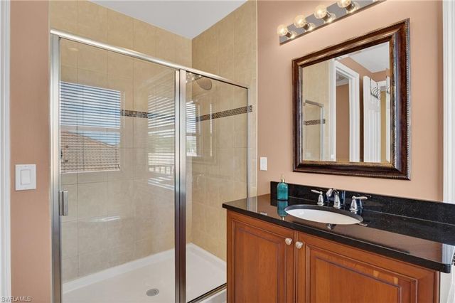 6598 Monterey PT, Naples, FL 34105