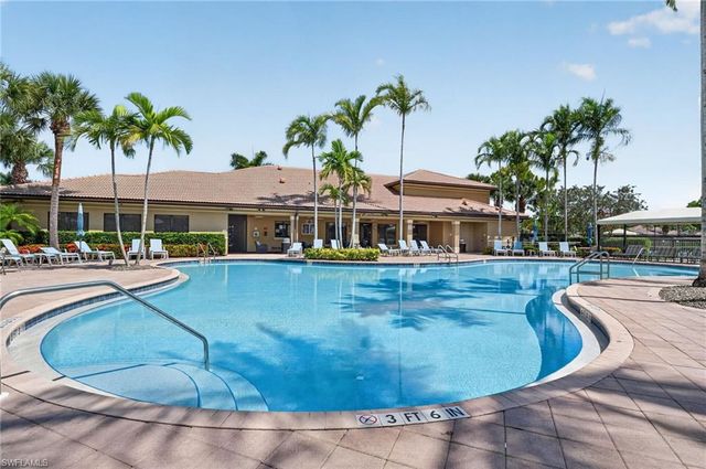 6598 Monterey PT, Naples, FL 34105