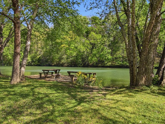 212 Westwood Dr, Mcminnville, TN 37110