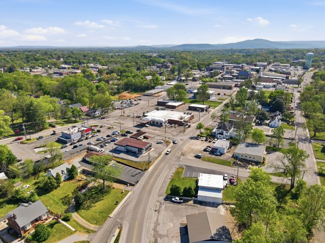 212 Westwood Dr, Mcminnville, TN 37110