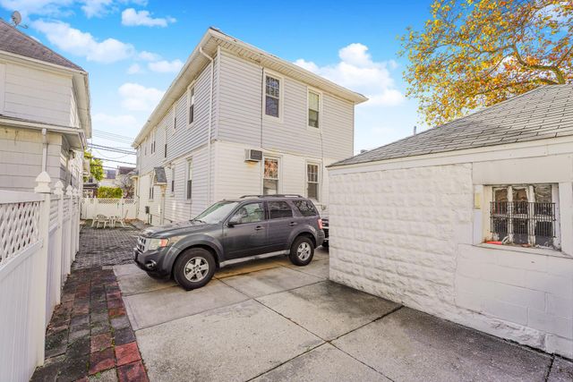 1901 Ave R, New York City, NY 11229