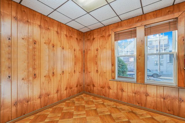 1901 Ave R, New York City, NY 11229