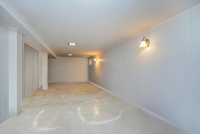 1901 Ave R, New York City, NY 11229