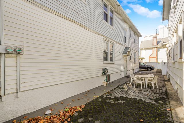 1901 Ave R, New York City, NY 11229