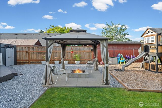 284 S 2nd Street, Buckley, WA 98321