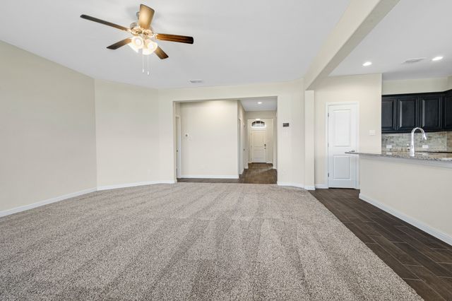 16021 Tottenhall Pass, Fort Worth, TX 76247