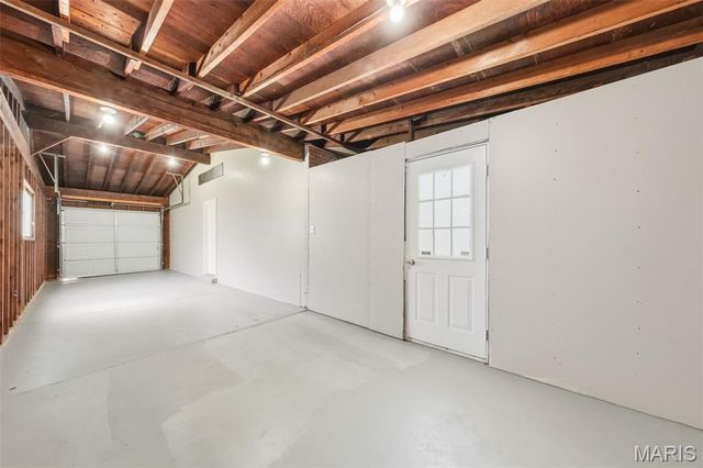 9701 Glen Owen Drive, St Louis, MO 63136